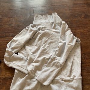 Scuba pullover - no hood. Size 10